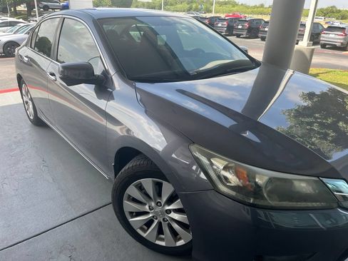 Used 2015 Honda Accord EX image 8