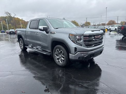 New 2026 GMC Sierra 1500 SLT image 4