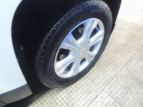 Used 2017 GMC Terrain SLE w/ Chrome Edition image 34