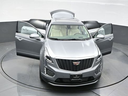New 2026 Cadillac XT5 Premium Luxury w/ Driver Assist Package image 40