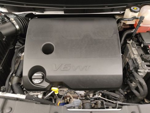 Used 2022 Chevrolet Traverse LT AWD/4WD image 30