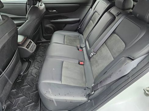 Certified 2023 Nissan Ariya AWD image 10