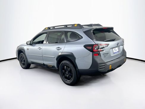 Used 2023 Subaru Outback Wilderness image 7