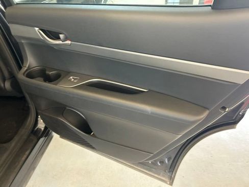 Used 2025 Hyundai Palisade SEL FWD image 11