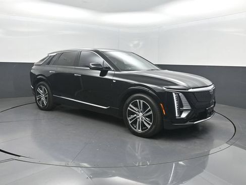 Used 2024 Cadillac Lyriq Luxury RWD image 34