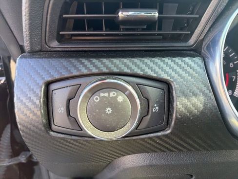 Used 2022 Ford Mustang Coupe RWD image 14