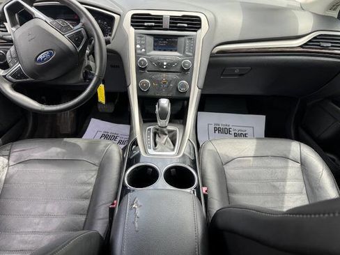 Used 2014 Ford Fusion SE w/ Equipment Group 202A image 21