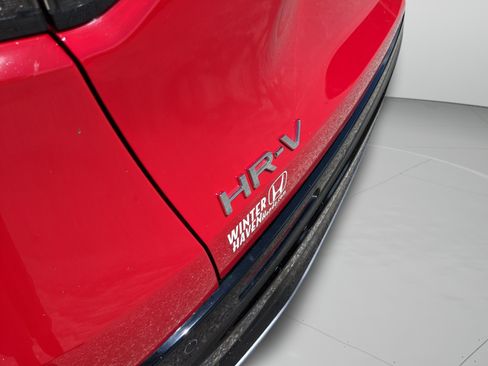 Used 2024 Honda HR-V EX-L image 41