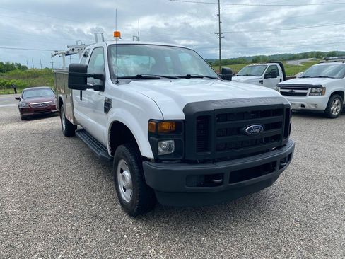 Used 2008 Ford F350 XL AWD/4WD image 4