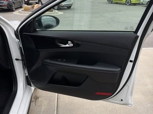 Certified 2024 Kia Forte GT-Line w/ GT-Line Premium Package image 32