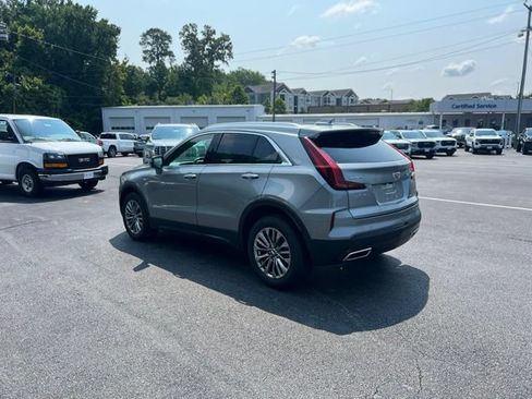 Used 2025 Cadillac XT4 Premium Luxury FWD image 21