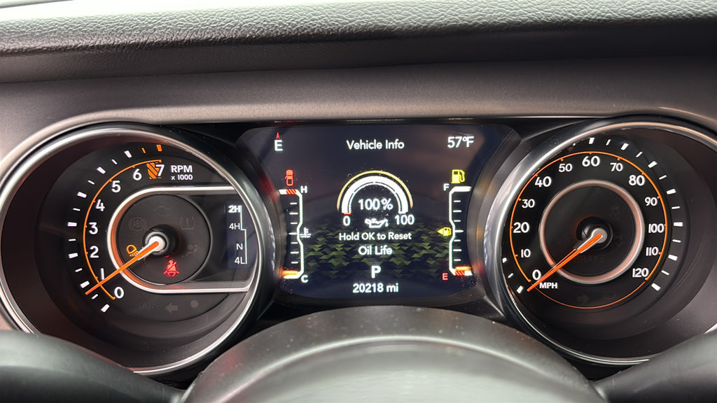 Used 2023 Jeep Gladiator Sport AWD/4WD image 17