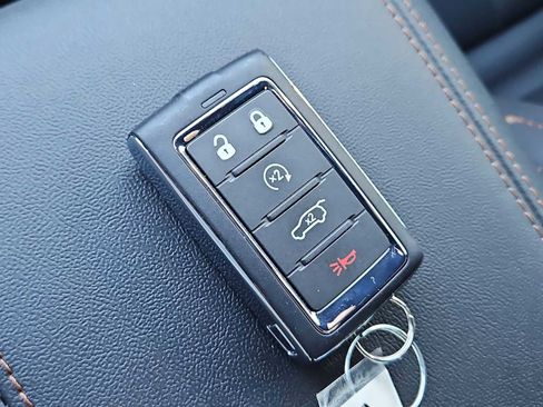 New 2026 Jeep Cherokee Limited image 33