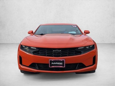 Used 2019 Chevrolet Camaro LT w/ Technology Package image 2