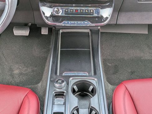 New 2025 Lincoln Corsair Grand Touring w/ Equipment Group 301A AWD/4WD image 20