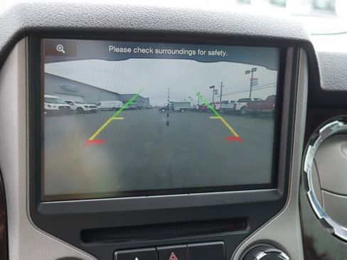 Used 2016 Ford F350 Platinum w/ FX4 Off-Road Package image 4