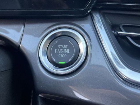 Used 2025 Chevrolet Trax ACTIV w/ Driver Confidence Package image 16