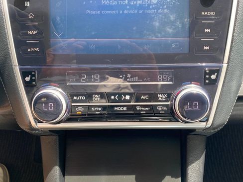 Used 2019 Subaru Outback 2.5i Limited AWD/4WD image 30