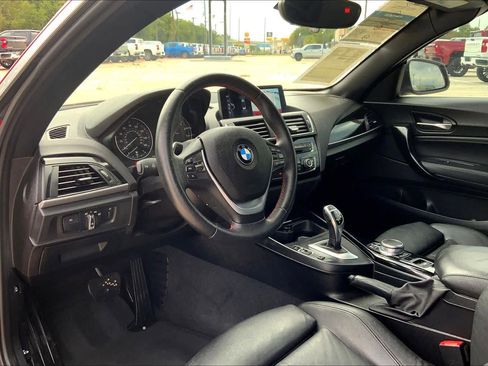Used 2017 BMW 230i Convertible image 16