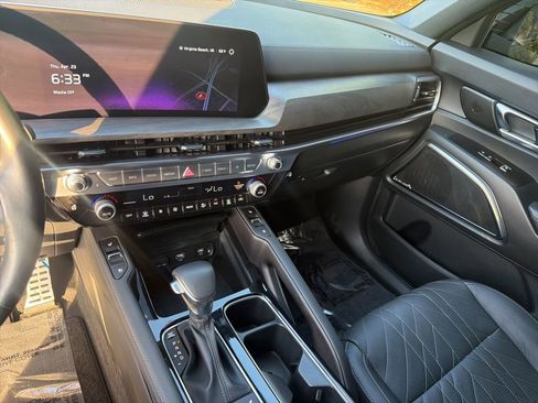 Used 2025 Kia Telluride SX X-Line image 19