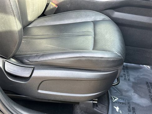 Used 2022 Kia Sorento EX w/ Panoramic Sunroof Package image 14