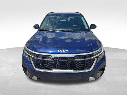Used 2024 Kia Seltos EX AWD/4WD image 7