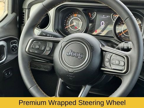 Used 2024 Jeep Wrangler Sport S image 14