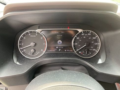 Used 2023 Nissan Rogue SV image 18