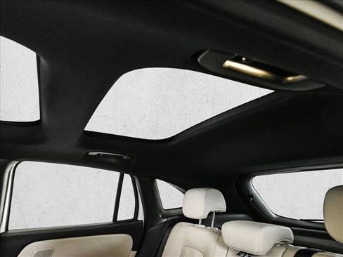 New 2026 Mercedes-Benz GLA 250 4MATIC image 21