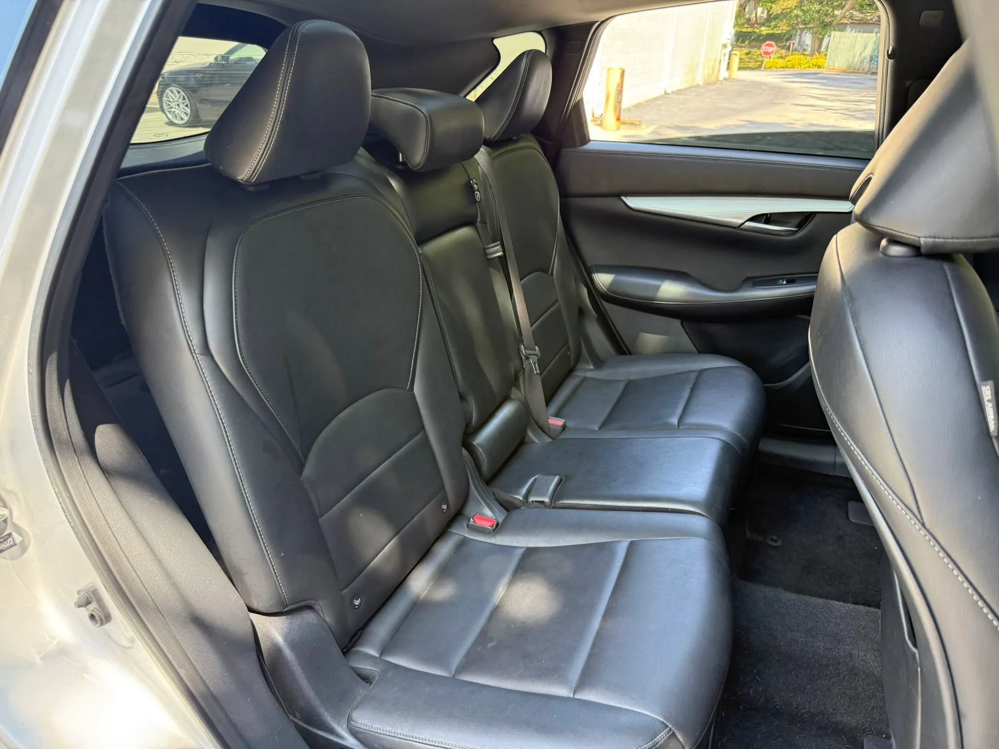 Used 2019 INFINITI QX50 Luxe AWD/4WD image 22
