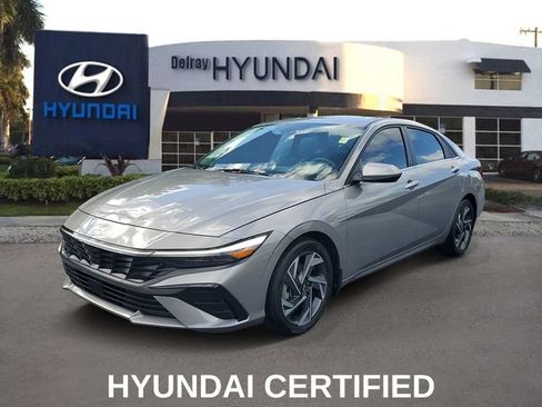 Certified 2025 Hyundai Elantra SEL FWD image 3