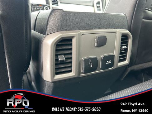 Used 2018 Ford F250 Lariat w/ Chrome Package image 25