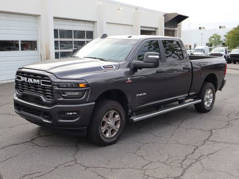 Used 2025 RAM 3500 Big Horn AWD/4WD image 5