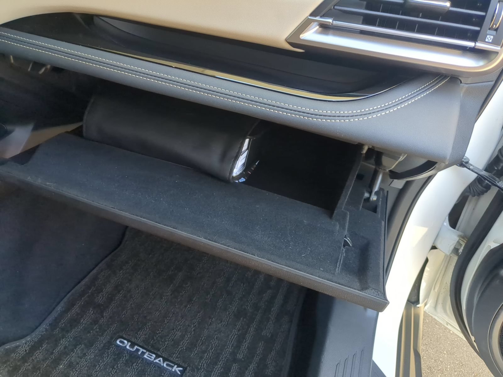 Certified 2025 Subaru Outback Limited AWD/4WD image 29