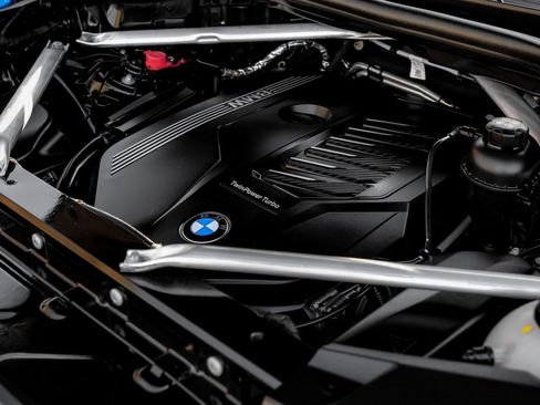 Used 2021 BMW X5 xDrive40i w/ Executive Package image 58