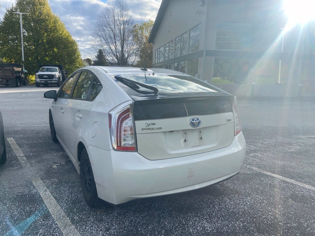 Used 2014 Toyota Prius Four FWD image 4
