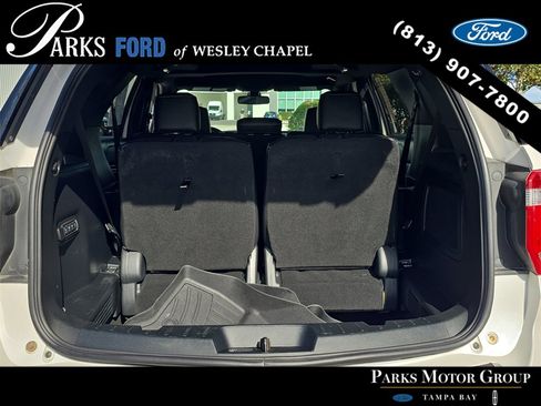 Certified 2018 Ford Explorer Platinum image 8