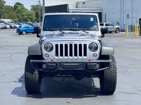 Used 2016 Jeep Wrangler Unlimited Rubicon AWD/4WD image 16