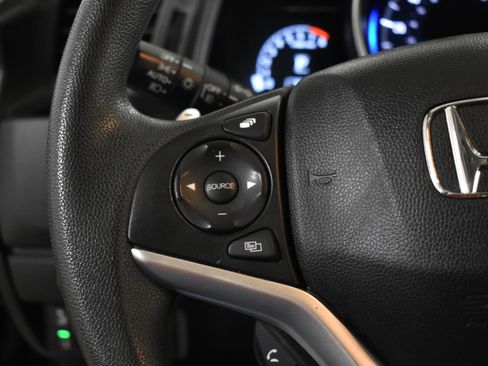 Used 2018 Honda Fit EX image 18