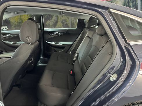Used 2025 Chevrolet Malibu LT FWD image 10