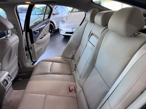 Used 2015 INFINITI Q50 Sport w/ Technology Package image 19