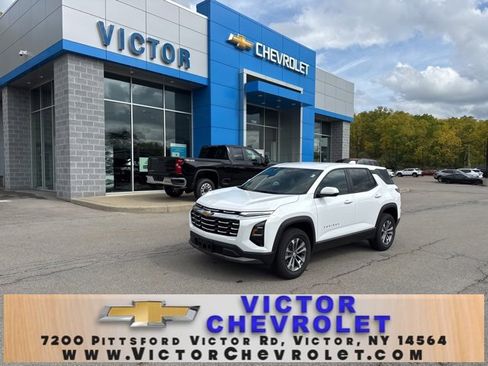 Used 2025 Chevrolet Equinox LT image 1