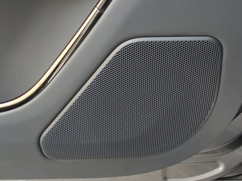 Used 2025 Land Rover Range Rover Sport Dynamic SE image 33