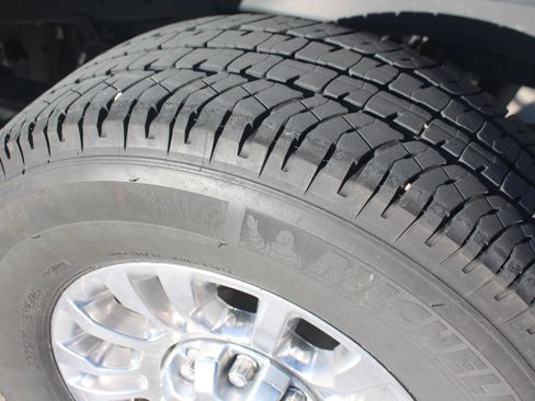 Used 2022 Ford F250 Lariat w/ Chrome Package AWD/4WD image 10