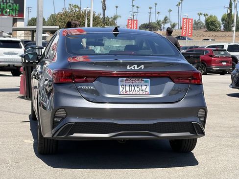 Used 2024 Kia Forte LXS FWD image 6