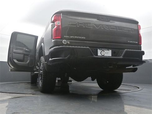 Used 2020 Chevrolet Silverado 2500 Custom w/ Custom Value Package image 60