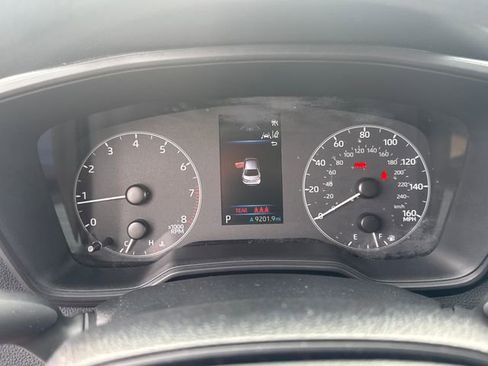 Used 2024 Toyota Corolla LE FWD image 22