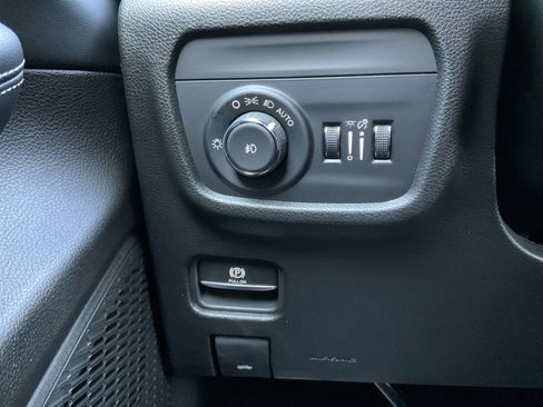 New 2025 Jeep Grand Cherokee Limited AWD/4WD image 21