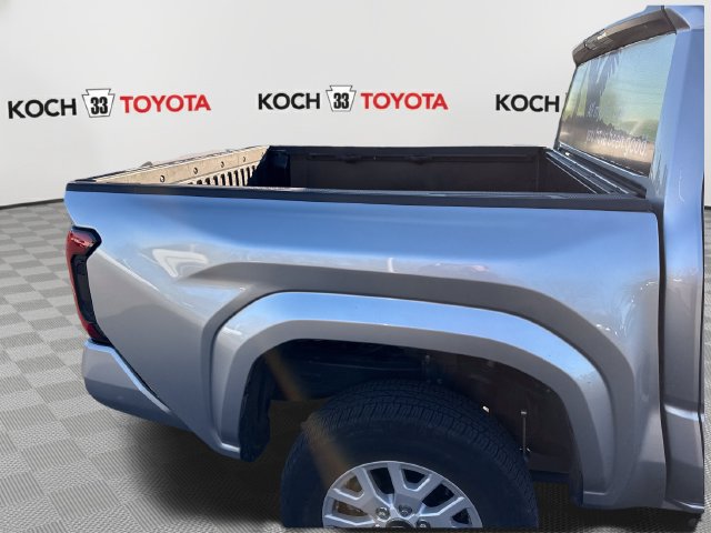 Used 2024 Toyota Tacoma SR5 AWD/4WD image 18
