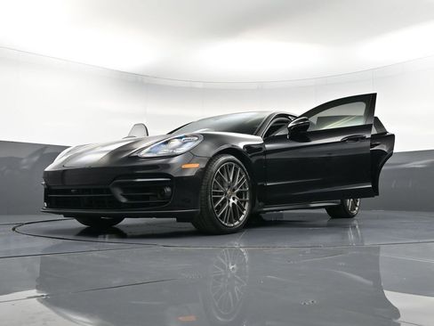 Used 2022 Porsche Panamera Platinum Edition RWD image 41